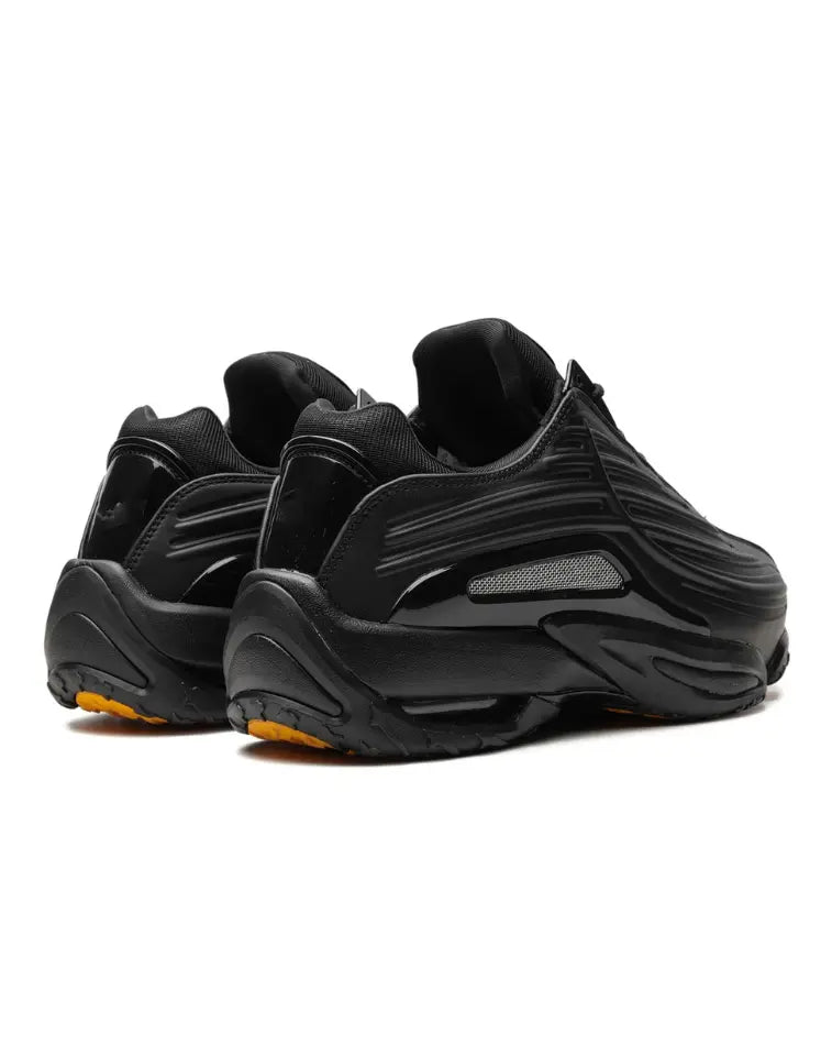 Vilea Essence Sneaker Ceres Clothing