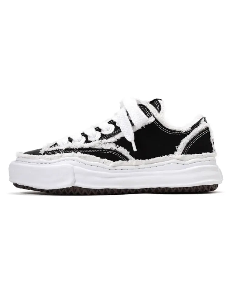 "Flared Peterson" Low-Top Sneaker Mein Shop