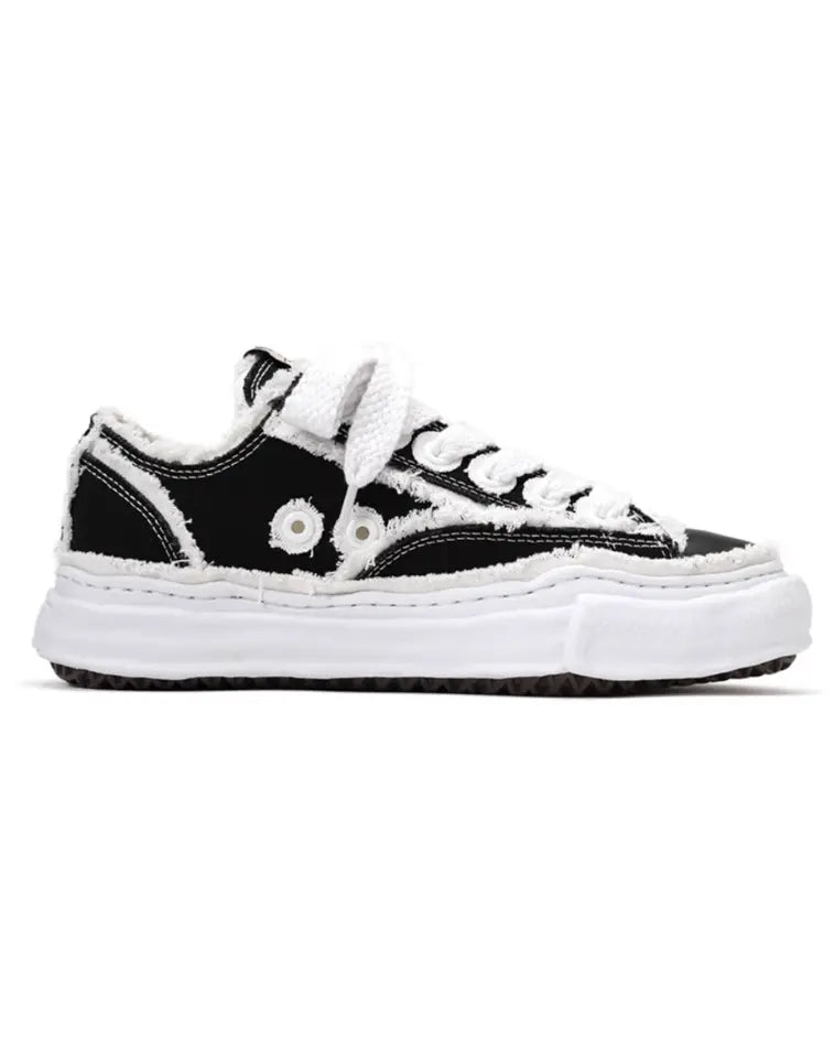 "Flared Peterson" Low-Top Sneaker Mein Shop