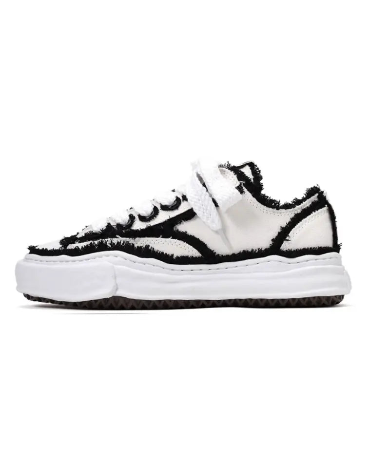 "Flared Peterson" Low-Top Sneaker Mein Shop