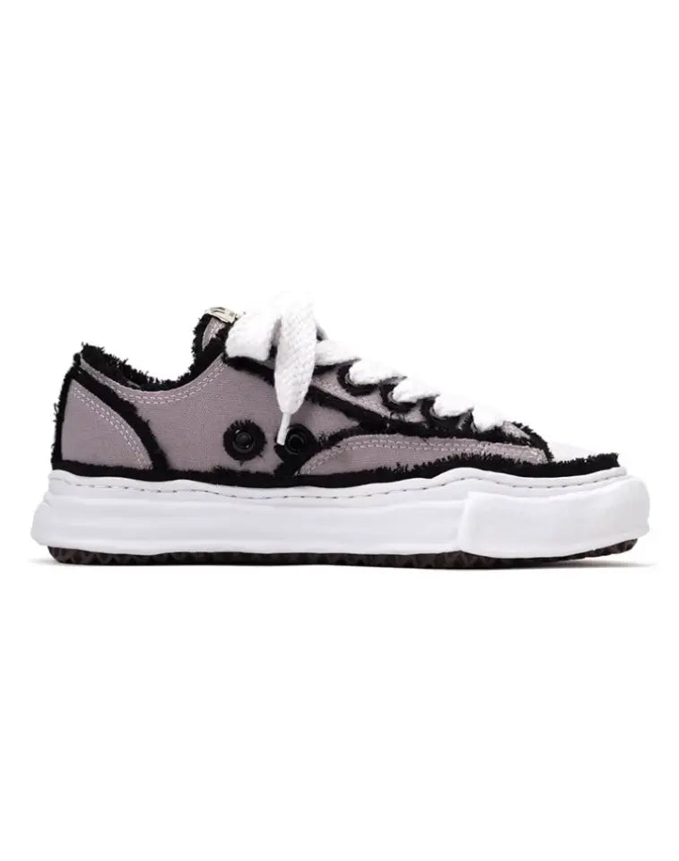 "Flared Peterson" Low-Top Sneaker Mein Shop