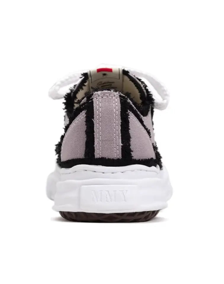 "Flared Peterson" Low-Top Sneaker Mein Shop