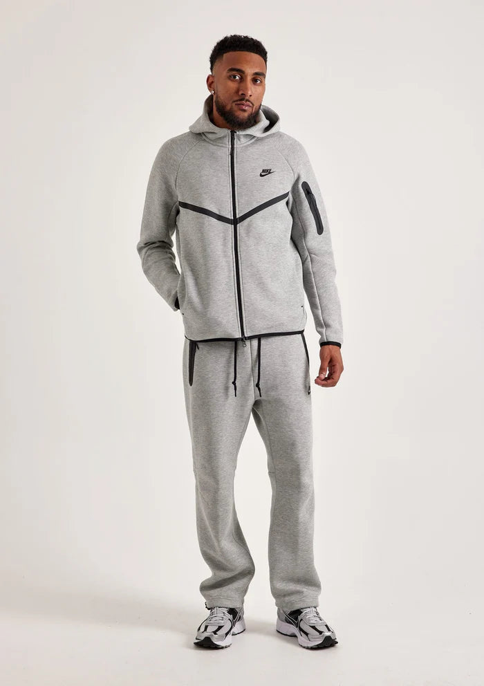 TECH FLEECE TRACKSUIT