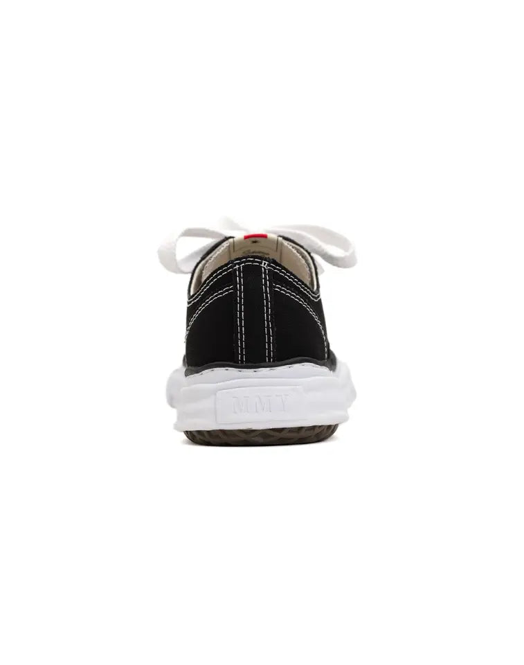 "OG Sole" Low-Top Sneaker Ceres Clothing