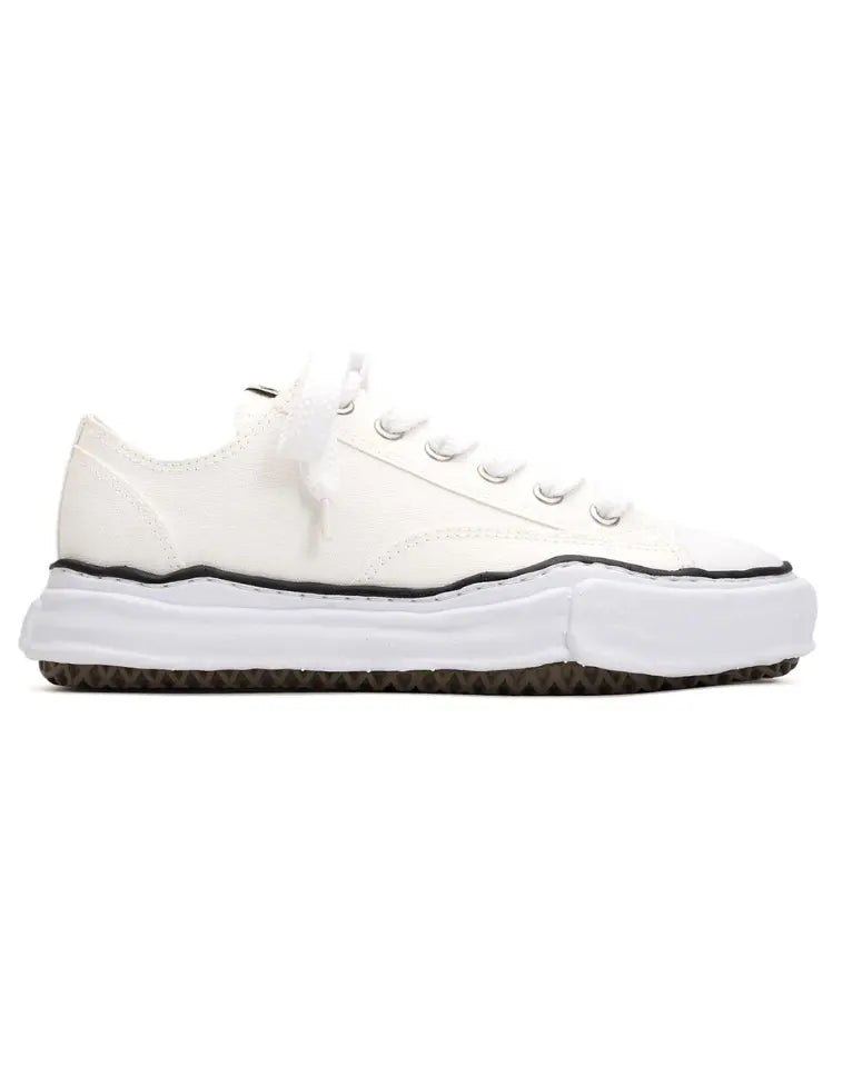 "OG Sole" Low-Top Sneaker Ceres Clothing