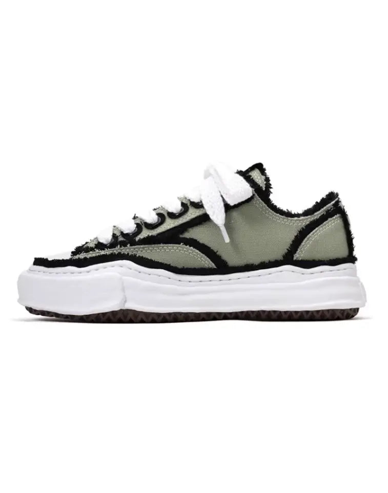 "Flared Peterson" Low-Top Sneaker Mein Shop