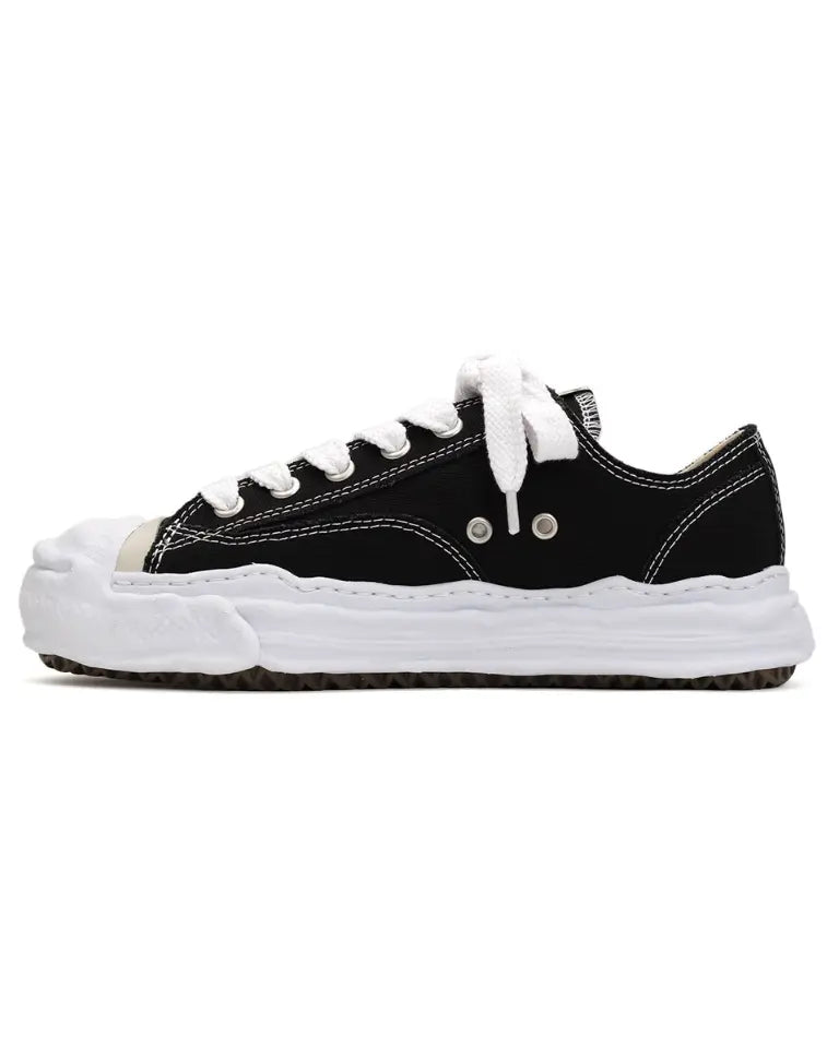 "Hank" Low-Top Sneaker Ceres Clothing